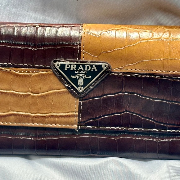 Rare Vtg Prada Milano Saffiano leather Wallet Clutch W/ two-toned, croc design - Picture 1 of 7
